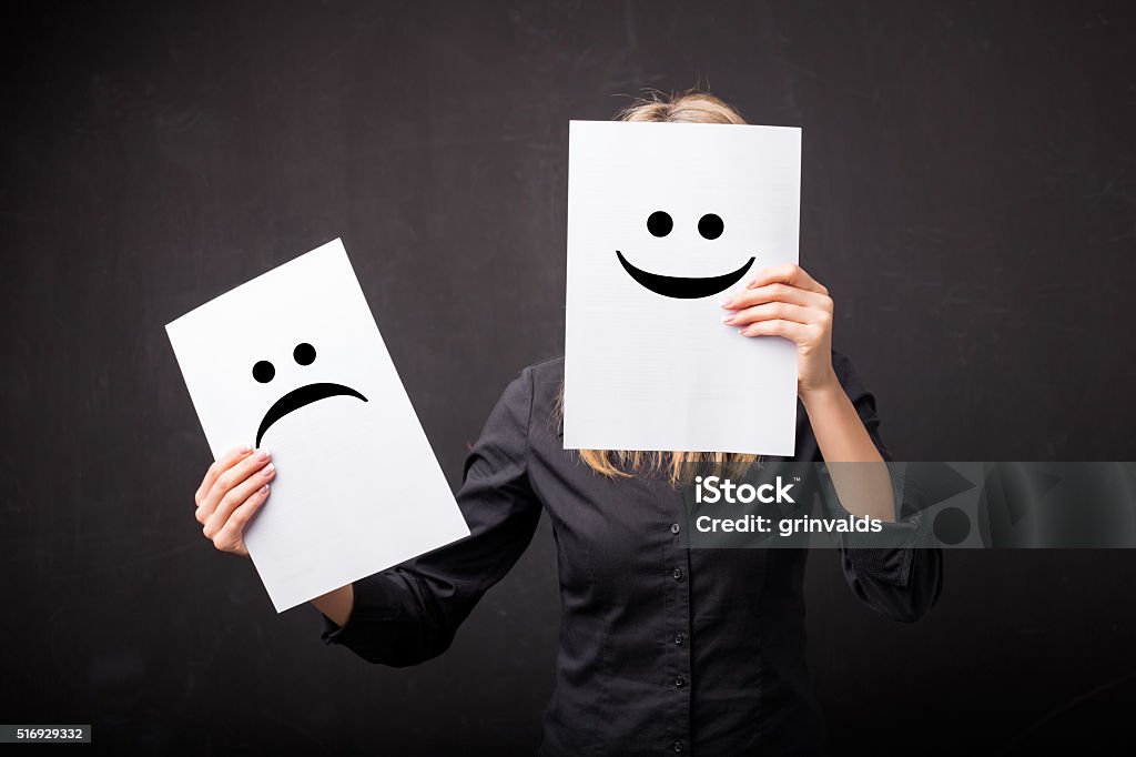 Frau Smileys auf Ihr Gesicht ändern - Lizenzfrei Positive Emotionen Stock-Foto