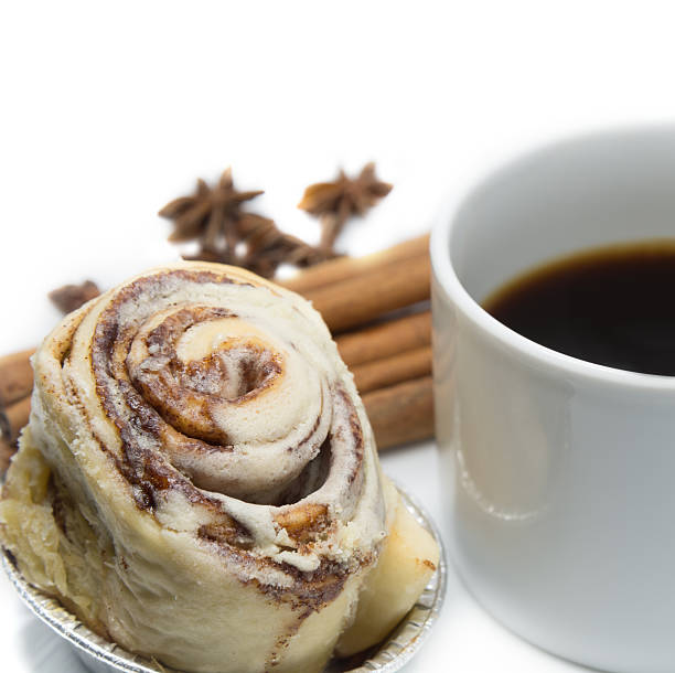 Cinnamon roll bun with coffee