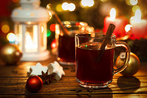 navidad bebida caliente - mulled wine christmas tea heat fotografías e imágenes de stock