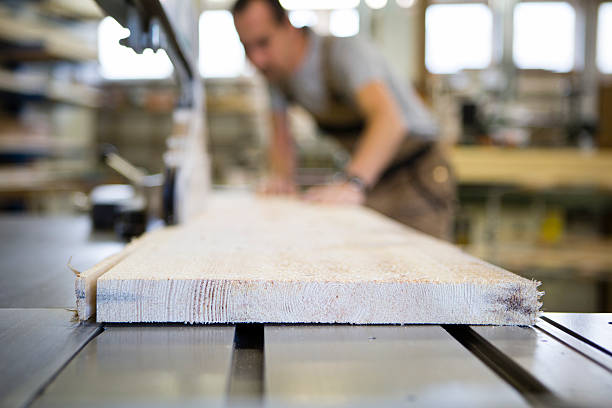 Craftsman working at Electric Saw