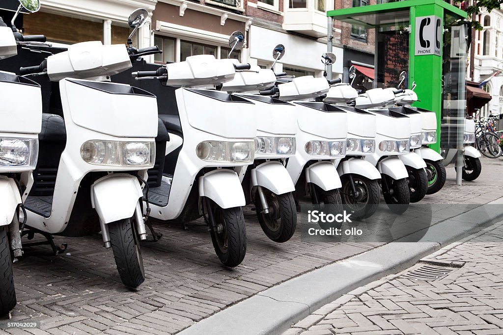 Fila de motor motocicletas - Foto de stock de Motocicleta libre de derechos