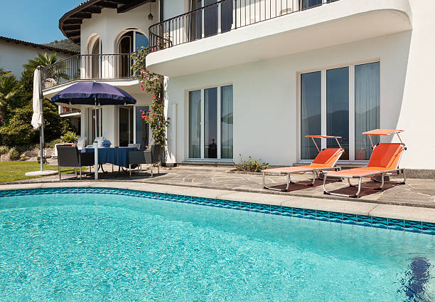 istock House with swimming pool 517043353