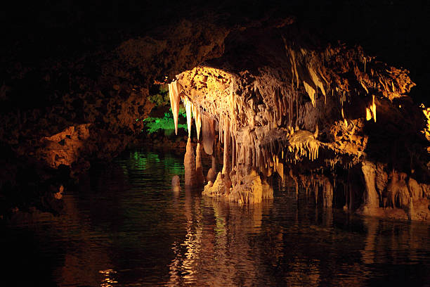 istock The Hams caves. Mallorca, Spain 517047013