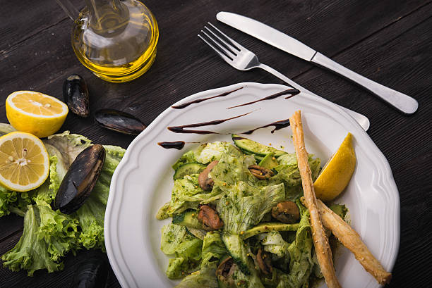 istock salad with mussels 517056154