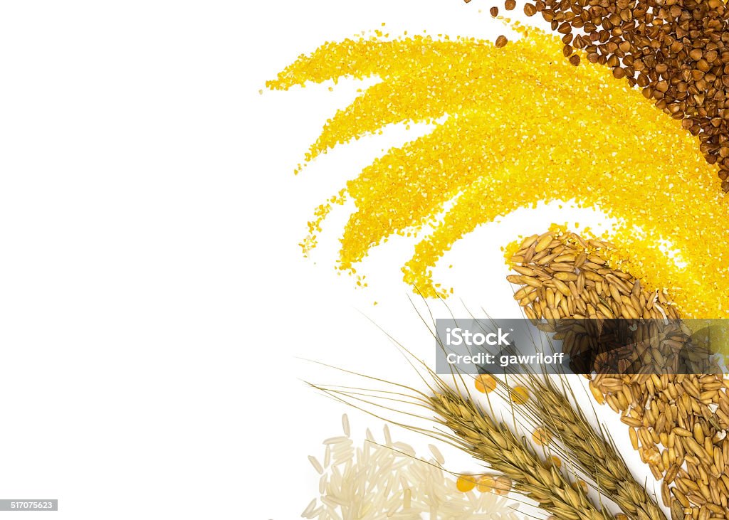 Cereais de milho, trigo, trigo sarraceno, milho, pão de centeio, arroz e ervilhas - Foto de stock de Agricultura royalty-free