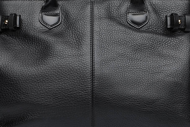 istock Natural leather female purse 517076085