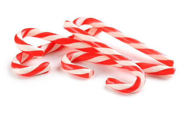 istock Christmas candy can isolated on a white 517089318