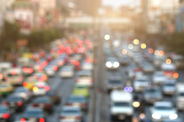 rozmazanie ruchu dżem z światło - land vehicle multiple lane highway driving traffic zdjęcia i obrazy z banku zdjęć