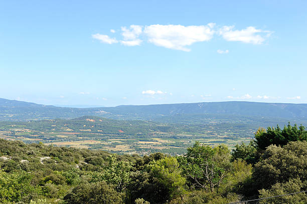 istock Le Luberon : the garigue close to Gordes 517135248