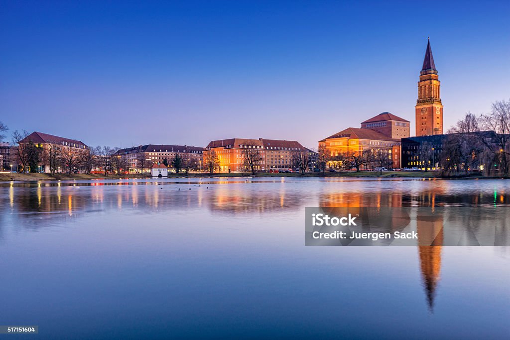 Blick bei Nacht auf Kiel, Schleswig-Holstein-Sonderburg-Augustenburg - Lizenzfrei Kiel - Schleswig-Holstein Stock-Foto