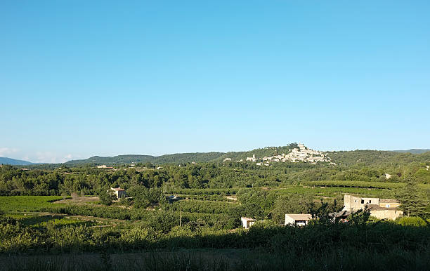 istock Le Luberon : close to Lacoste and Bonnieux 517154828
