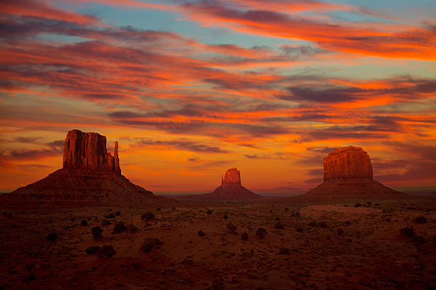 istock Monument Valley sunset  Mittens and Merrick Butte 517156293