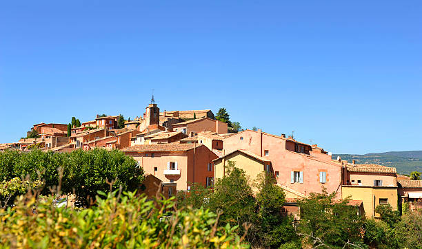 istock Le Luberon : The village of Roussillon 517162718