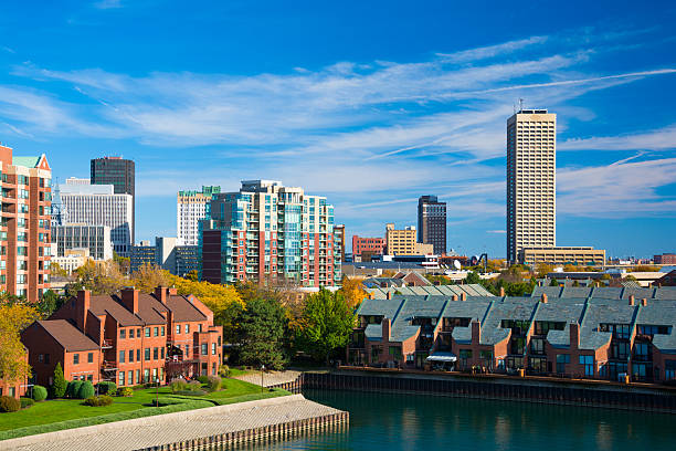 istock Buffalo skyline, elevated view with trees, houses, and waterway 517164920