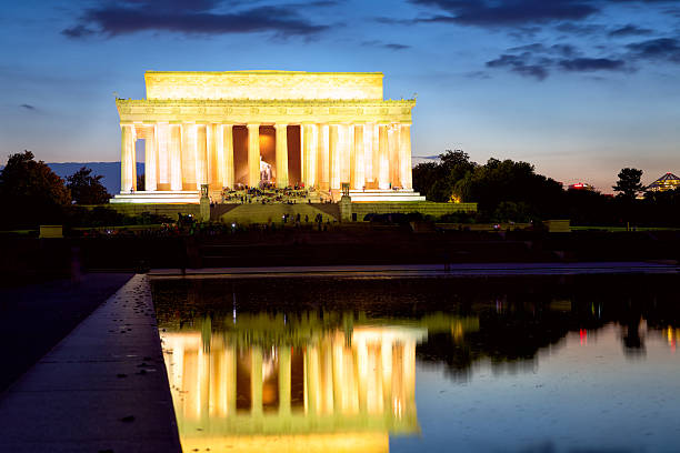 istock The Lincoln Memorial 517171779