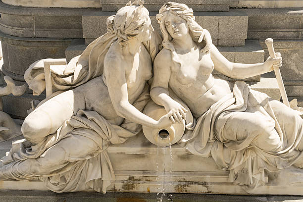 istock Ancient Greek style statues, Vienna, Austria 517173697