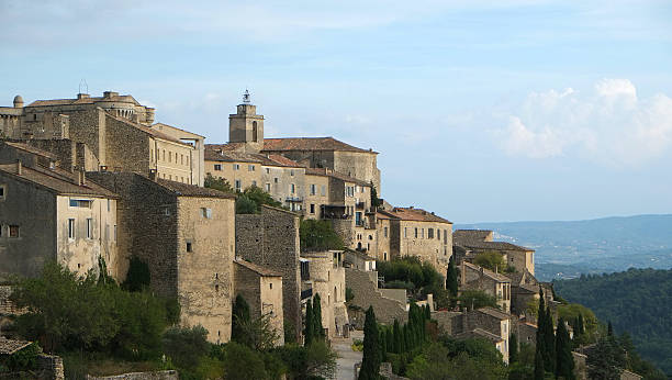 istock Le Luberon : The village of Gordes 517182230