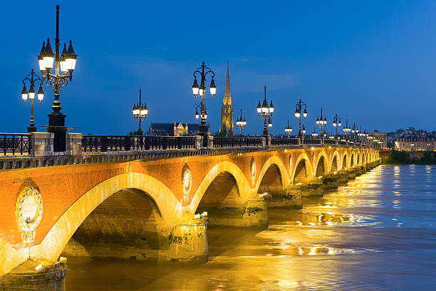 istock Bordeaux in a summer night 517193578