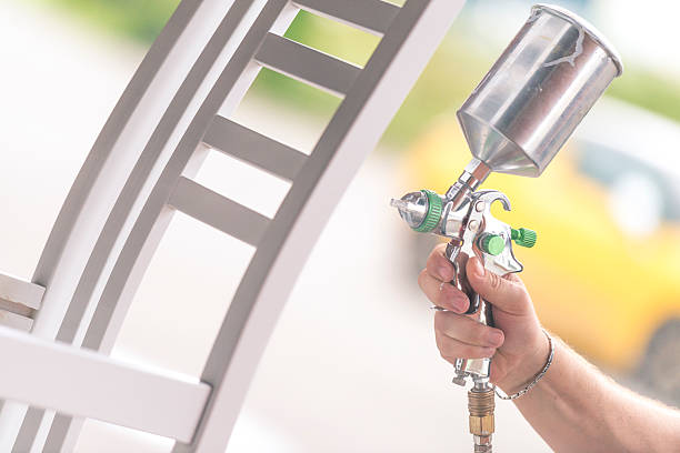 istock Painting with spray gun 517197907