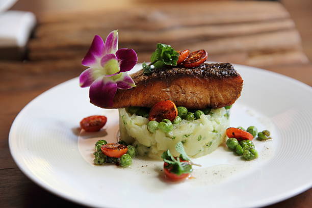 istock Grilled salmon with potato and vegetables 517234630