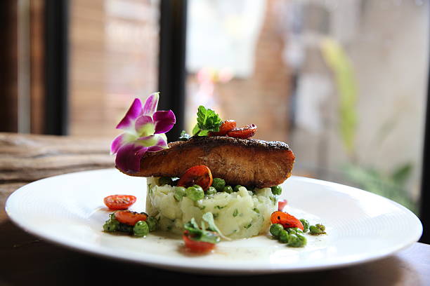 istock Grilled salmon with potato and vegetables 517234844