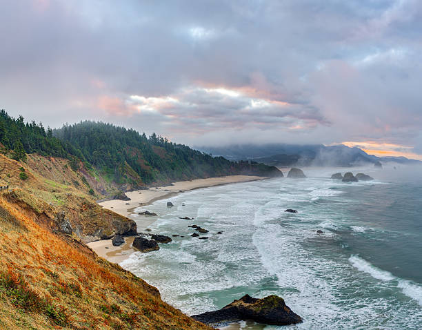 istock Sunrise at park Ecola State Park 517270420