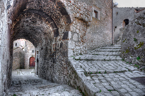 istock Santo Stefano di Sessanio Village, Abruzzo, L'Aquila 517270646