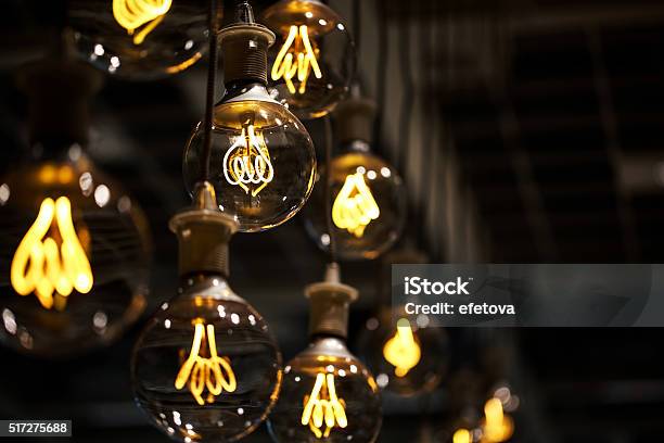 Beleuchtung Dekor Makro Stockfoto und mehr Bilder von Glühbirne - Glühbirne, Bildhintergrund, Restaurant