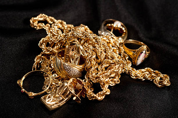 sucata de ouro jóias - gold jewelry scrap metal old imagens e fotografias de stock