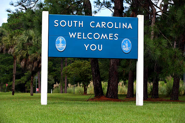 istock Welcome to South Carolina sign 517339986