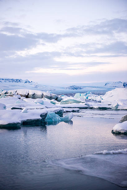 istock Icebergs at Jokulsarlon in Iceland 517344810