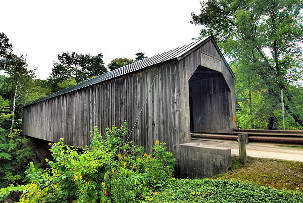 istock Covered Bridges of Vermont 517361931