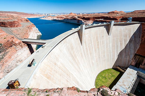 istock Glen Canyon Dam 517369386