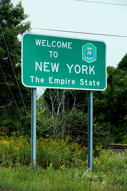 istock Welcome to New York sign 517370494