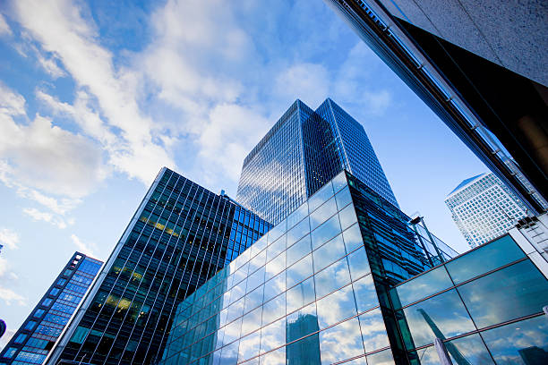 Business office building in London, England London office skyscrapper  buildingLondon office skyscrapper  buildingBusiness office building in London, England, UKBusiness office building in London, England: SONY A7, lens Canon 17-40 L. architecture built structure building exterior church stock pictures, royalty-free photos & images