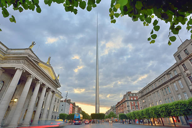 尖塔でダブリン,アイルランド - pinnacle ストックフォトと画�像