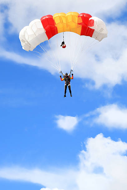 istock Parachutists in air 517446969