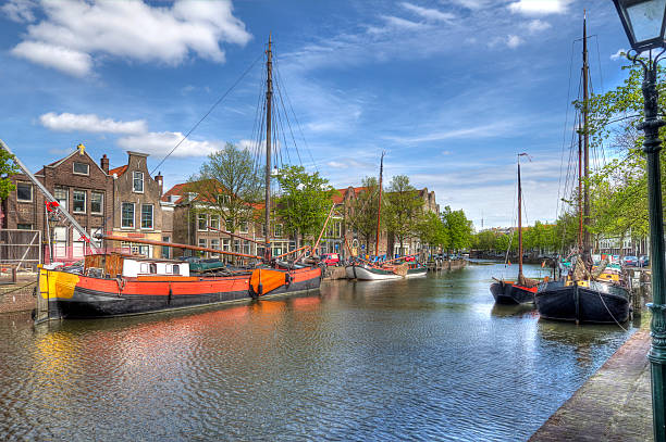 istock Canal in Schiedam, Holland 517468816
