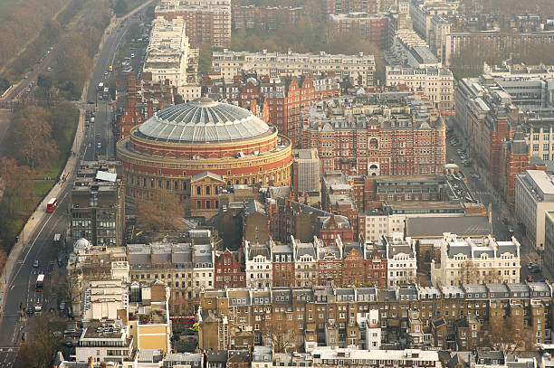 foto aérea do albert hall - promenade concert - fotografias e filmes do acervo