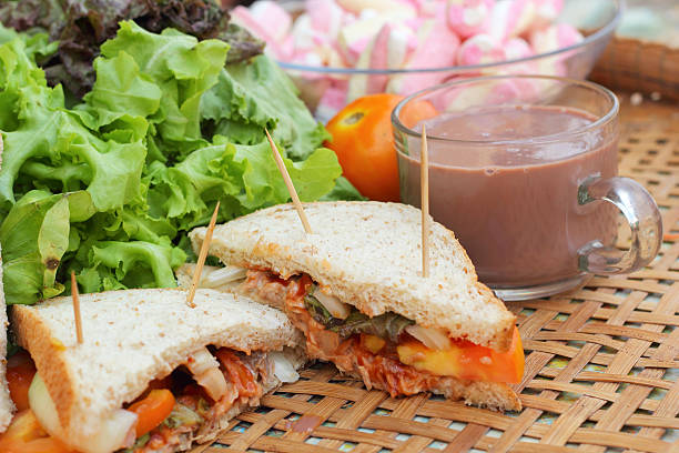 istock Hot chocolate and marshmallows pink tuna sandwich. 517498793