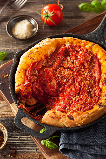 istock Homemade Skillet Deep Dish Chicago Pizza 517499488