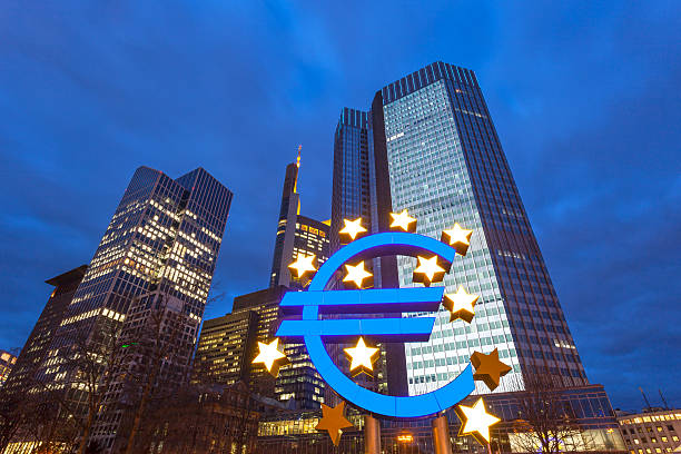istock Euro Symbol illuminated at night 517500934