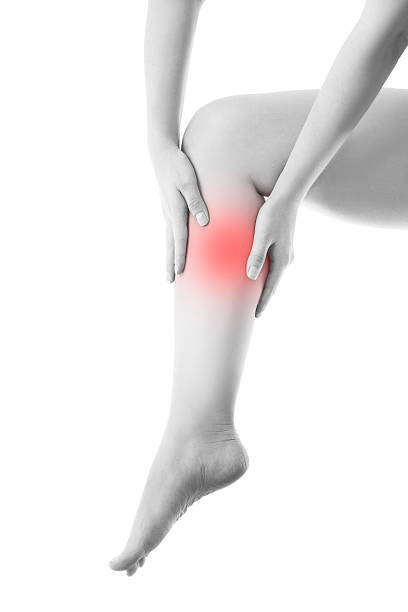 istock Pain in the female leg 517503241