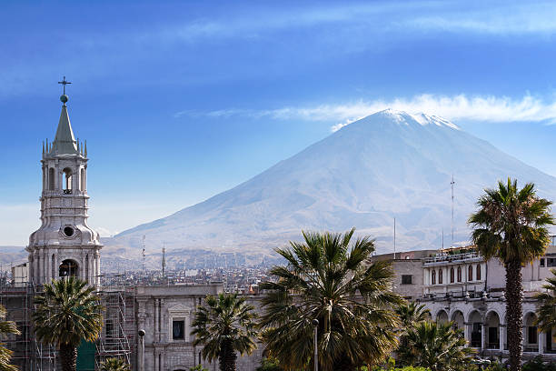 istock cathedral in the background volcano 517511230