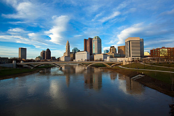 Colón, Ohio, a lo largo del río Scioto - foto de stock