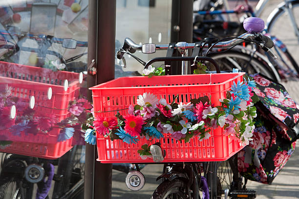 istock Flower power bike 517523895