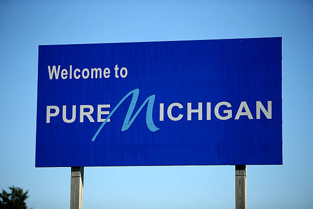 istock Welcome to Michigan sign 517524834