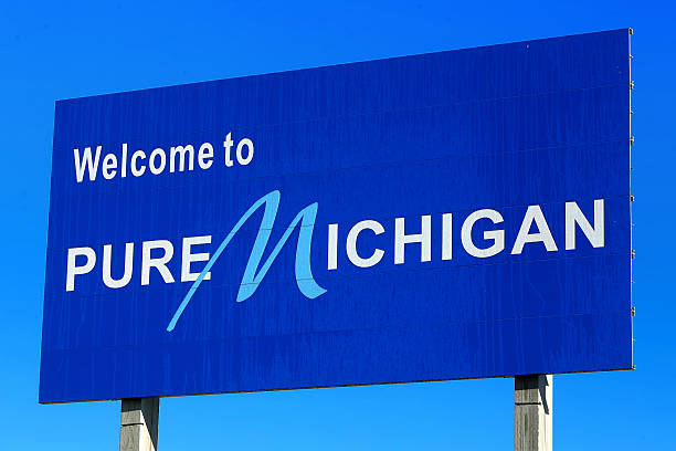 istock Welcome to Michigan sign 517524870