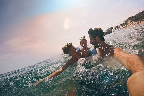 istock Fun in the sea 517571882