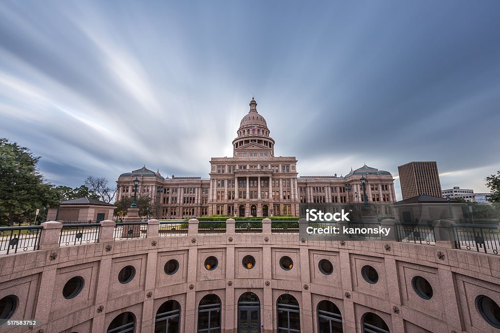 Texas Zustand Capitol Gebäude mit dramatische Wolken bewegen - Lizenzfrei Kapitol - Capitol Hill Stock-Foto